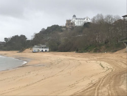 A informaci&oacute;n p&uacute;blica el acceso a la playa de Los Peligros