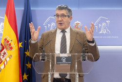 A Patxi L&oacute;pez le da pena Felipe Gonz&aacute;lez y a los espa&ntilde;oles nos da pena el L&oacute;pez 