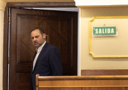 &Aacute;balos renuncia a su esca&ntilde;o en el Congreso tras perder el recurso contra su entrada en prisi&oacute;n