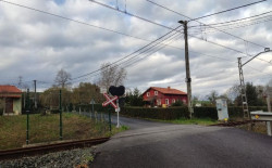 Adif licita por m&aacute;s de 820.000 euros la supresi&oacute;n del paso a nivel de Marina de Cudeyo