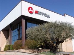 Airtificial recibe de Indra los primeros pedidos en el &aacute;mbito de la aviaci&oacute;n de defensa