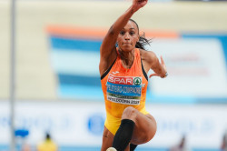 Ana Peleteiro: "El triple salto del Mundial va a estar bastante ardiente"