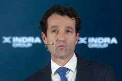 &Aacute;ngel Escribano niega que le hayan pedido su dimisi&oacute;n como presidente de Indra