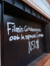 Aparecen pintadas en la sede de Filmin tras distribuir un documental sobre altercados del `proc&eacute;s`