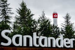 Banco Santander ejecuta el 53% de su programa de recompra de 5.000 millones