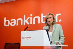 Bankinter gana 900 millones de euros hasta septiembre, un 11% m&aacute;s
