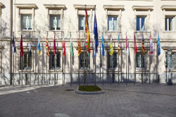 Cantabria, la comunidad que menos tarda en pagar a proveedores con 13,28 d&iacute;as