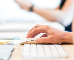 Cantabria lidera el crecimiento del capital invertido por las empresas hasta octubre, según Informa D&B