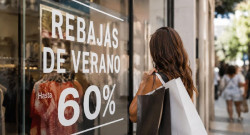 Cantabria recuerda los derechos de los consumidores en las rebajas de verano y les da consejos
