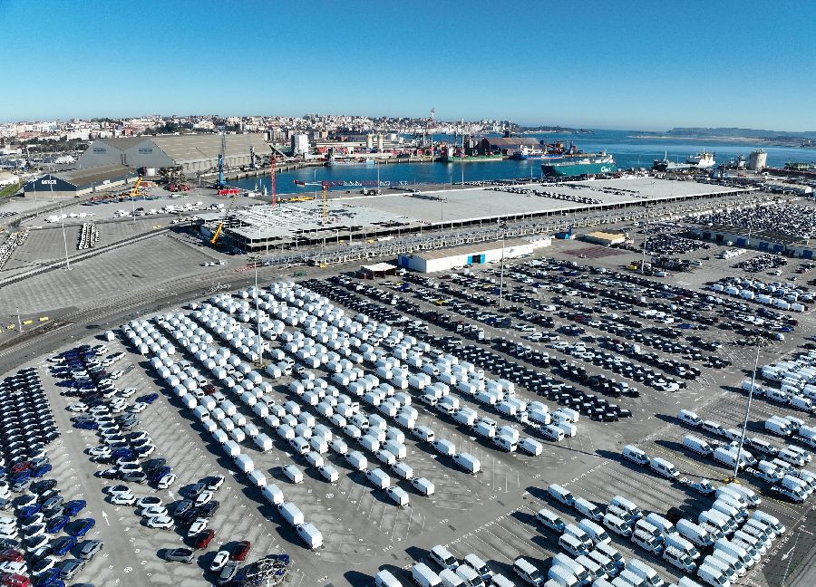 Cesar Díaz presidente del  Puerto dice  alcanzar 8 millones en 2028  cuando ha terminado decreciendo el tráfico portuario