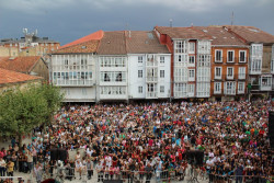 Comienzan las fiestas de San Mateo de Reinosa, con el desfile, el preg&oacute;n, las casetas y actuaciones
