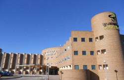 Denuncian a la Fiscal&iacute;a a la Clinica Momp&iacute;a por abandonar y no atender a una mujer de 90 a&ntilde;os tras un ictus