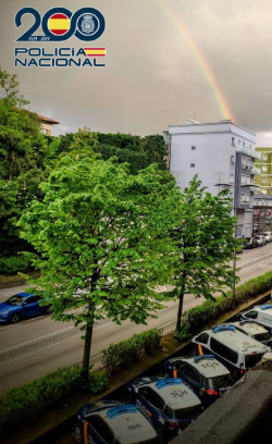 Detenido por el robo de 3.500 euros y tabaco a punta de cuchillo en un estanco de Torrelavega