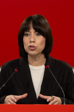 Diana Morant no quiere reconocer que el PSOE no se querella contra Leire Díez por las pruebas que tiene Leire Diez contra el PSOE y sus dirigentes 