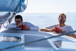 El `Biotherm` lidera la flota en dirección a Montenegro en The Ocean Race Europe