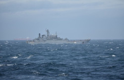 El buque espa&ntilde;ol `Audaz` intercepta a un barco ruso en el Estrecho