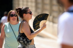 El calor pondr&aacute; ma&ntilde;ana en aviso a 9 CCAA y las tormentas a Cantabria y  resto de noreste peninsular