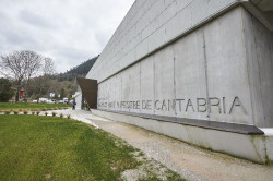 El ciclo de prehistoria de Puente Viesgo analizar&aacute; el arte rupestre asturiano y premiar&aacute; al doctor Marco de la Rasilla