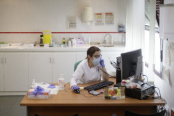 El Colegio de M&eacute;dicos pide mejorar las condiciones laborales, medidas de seguridad y un largo etc&eacute;tera