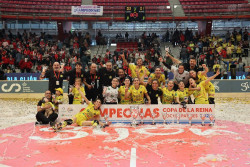 El CP Vila-sana Coop. D`Ivars alza la Copa de la Reina Iberdrola