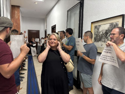 El equipo de Gobierno de Santander llega al Pleno con una pitada por parte de polic&iacute;as locales