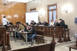 El fiscal pretende que se condene al due&ntilde;o de una vivienda que mat&oacute; a un asaltante que pretend&iacute;a robarles