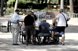 El gasto en pensiones alcanza la cifra r&eacute;cord de 14.366 millones de euros en mayo, un 6,1% m&aacute;s