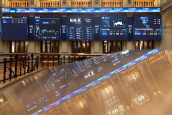 El Ibex 35 sube un 2,24%, hasta rozar los 18.400 puntos, al calor del posible acuerdo de paz EEUU-Ir&aacute;n