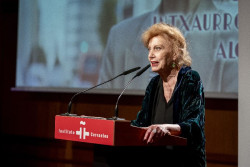El mundo de la cultura y la política lamenta la muerte de Marisa Paredes, "artista icónica" y una "leyenda"
