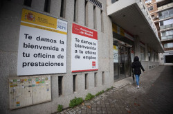 El paro cae en 36.323 personas en mayo y marca su menor nivel en este mes en 19 a&ntilde;os, con 2,32 millones