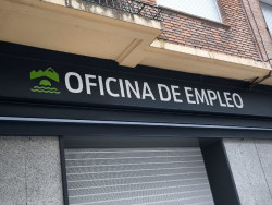 El paro registrado sube en 19.517 personas en julio y vuelve a superar los 2,3 millones