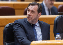 El PP exige la dimisi&oacute;n de Puente y le acusa de "ignorar" los avisos sobre el estado de la red ferroviaria