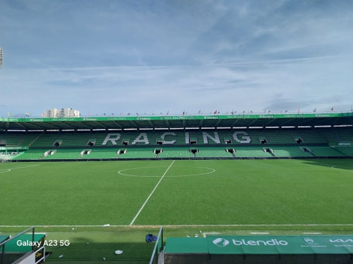 El Racing gana al Alav&eacute;s 2-1 con solvencia
