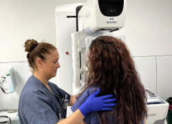 El SCS ampliar&aacute; en mayo el cribado de c&aacute;ncer de mama a mujeres entre 48 y 71 a&ntilde;os