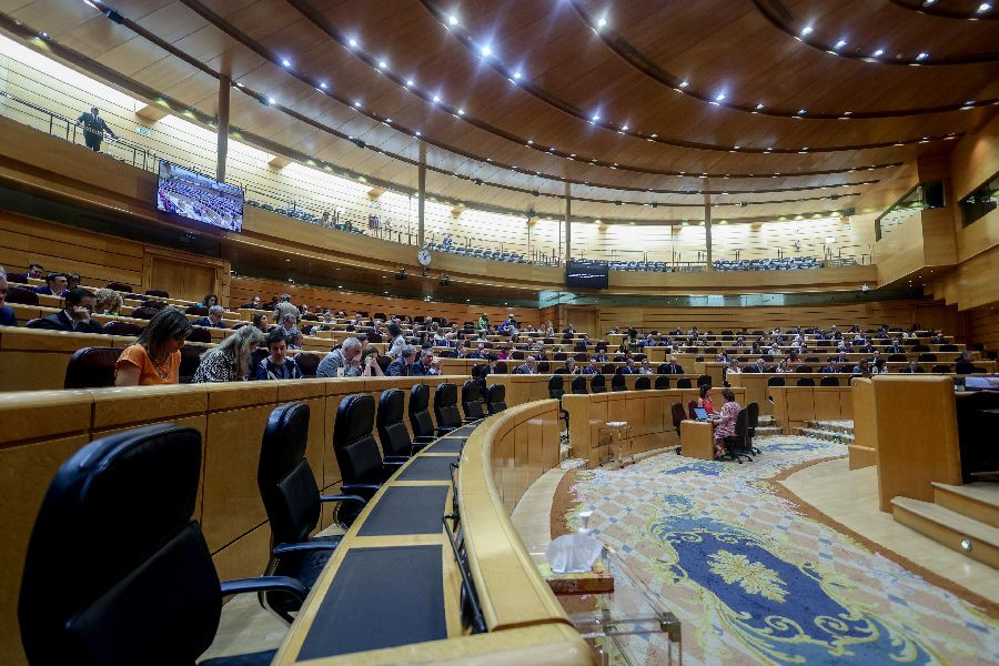 El Senado aprueba un informe que reclama m&aacute;s profesionales para mejorar la salud mental y prevenir el suicidio