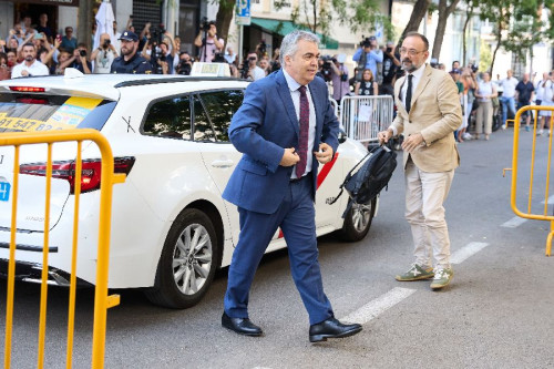 El Supremo envía a prisión  a Cerdán por la presunta trama de cobro de mordidas a cambio de obras,¿quien será el siguiente?