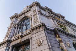 El Tesoro coloca 6.043 millones en deuda a medio y largo plazo y eleva la rentabilidad ofrecida a inversores