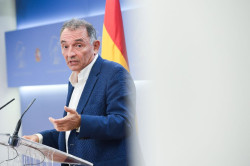 Enrique Santiago (Sumar) sugiere que retiren el Nobel de la Paz a Mar&iacute;a Corina Machado por usarlo "en beneficio propio"