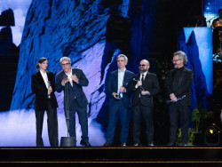 Espa&ntilde;a se impone en unos Platino muy repartidos que consagran al cine brasile&ntilde;o por el &eacute;xito de `El agente secreto`