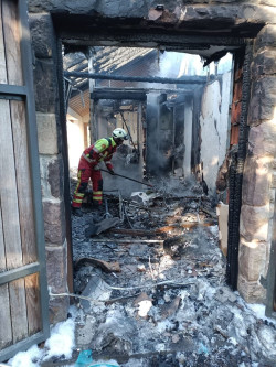  Extinguido un incendio en una vivienda en San Roque de Riomiera que salda sin heridos