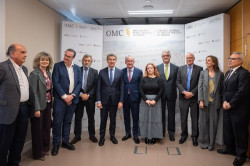 Foro de la Profesi&oacute;n M&eacute;dica traslada a Feij&oacute;o sus "principales inquietudes" ante el conflicto por el Estatuto Marco