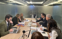 Gobierno de Cantabria y Vitrinor defienden en Europa la competitividad del sector industrial