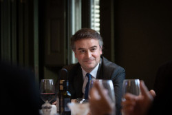 Iv&aacute;n Redondo desvela que sali&oacute; de Moncloa por una dolencia de coraz&oacute;n y confirma que S&aacute;nchez le quer&iacute;a de ministro