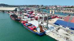 La Autoridad Portuaria prorroga en 10 a&ntilde;os la concesi&oacute;n de la terminal de contenedores a Boluda