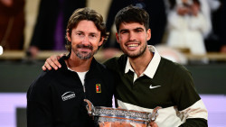 La bomba estall&oacute;, Alcaraz prescinde de  Ferrero 