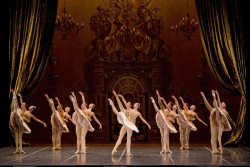 La Compa&ntilde;&iacute;a Nacional de Danza cierra con `NumEros` la programaci&oacute;n de esta disciplina en el FIS