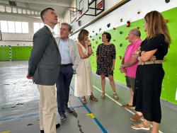 La consejeria de Luis Martinez mejorar&aacute; el  pabell&oacute;n del IES Montesclaros con  50.000 euros