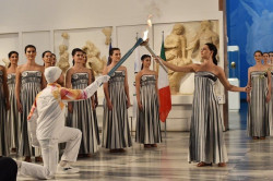 La llama olímpica de los Juegos de Invierno de Milán-Cortina d`Ampezzo 2026 inicia su recorrido