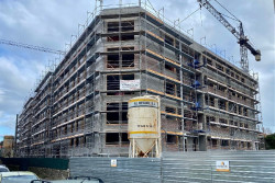 La obra nueva se dispara un 52% en Cantabria hasta septiembre y la rehabilitación cae un 9,6%, según aparejadores