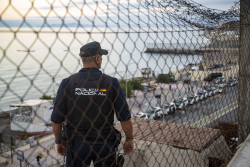 La Polic&iacute;a localiza a 74 marroquies hacinados, diez menores, en un piso en el barrio del Pr&iacute;ncipe de Ceuta